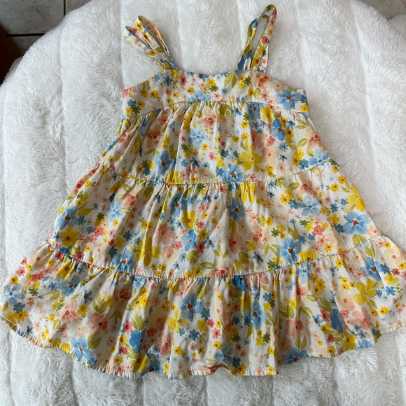 Old Navy Other - Cute summer dress